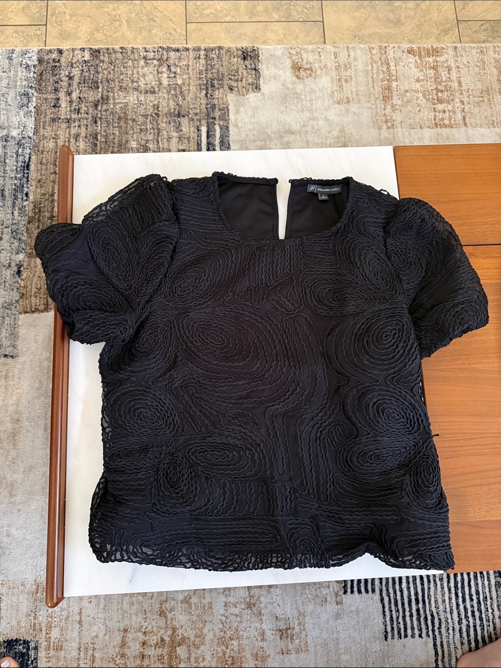 Adrianna Papell Black Textured Puff-Sleeve Blouse